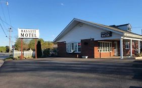 Bassett Motel